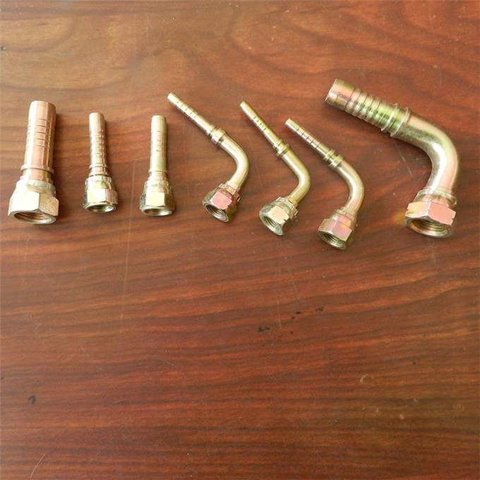 直通、三通、四通